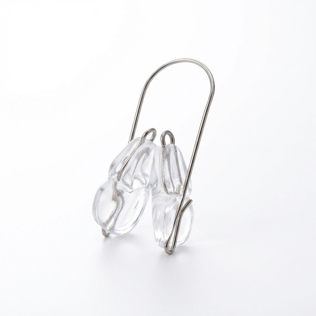 مشبك ورافع لتشكيل الأنف.